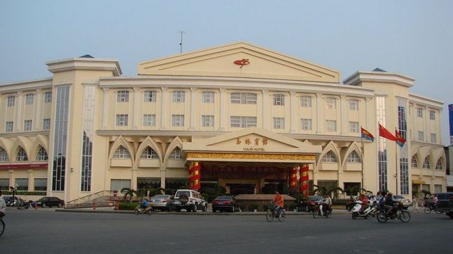 Yulin Hotel Εξωτερικό φωτογραφία